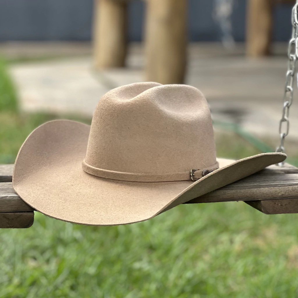 Chapéu Country Masculino Cury Bege | Aba Larga — Cury Bege Americano — Edição Autoral